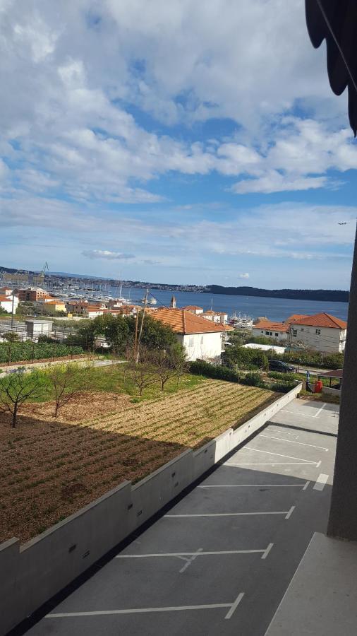 Tri Masline With Seaview Apartment Trogir