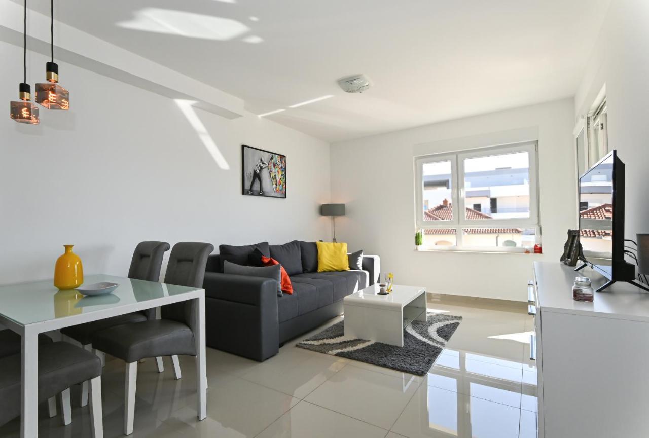 Tri Masline With Seaview Apartment Trogir